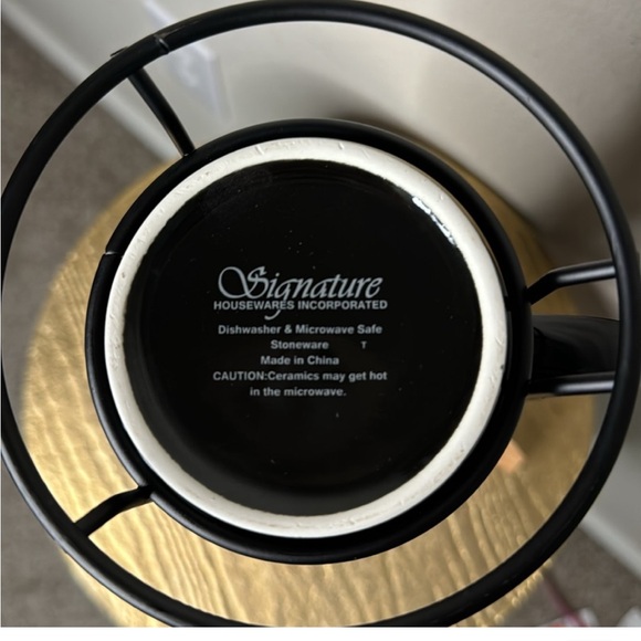 Mug stack and wire holder, Halloween black/orange/white, set of four NWT - Picture 8 of 8